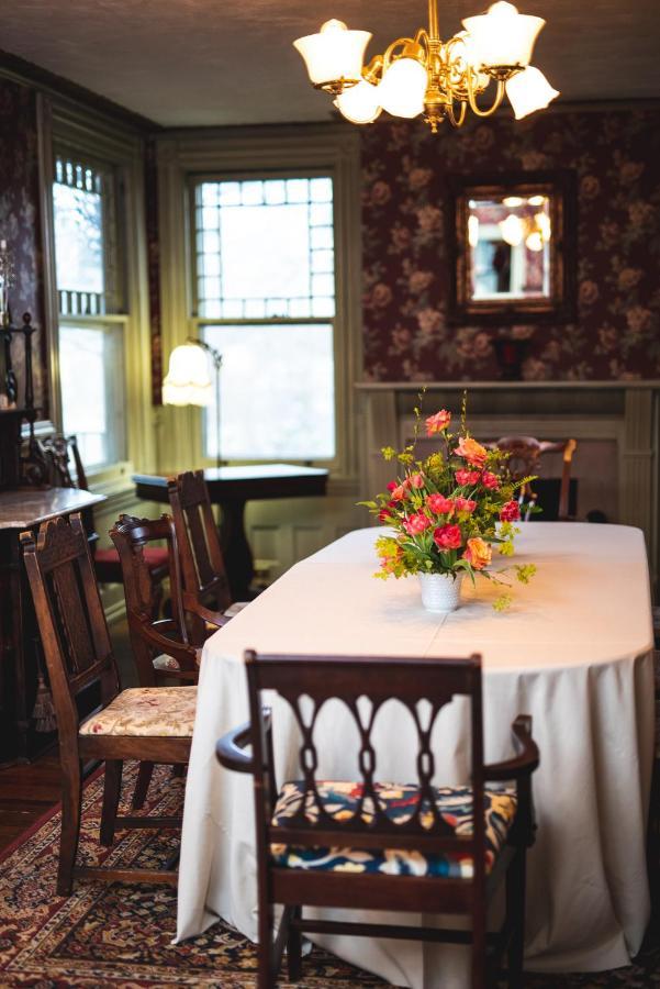 Faunbrook Bed & Breakfast (Adults Only) West Chester Dış mekan fotoğraf