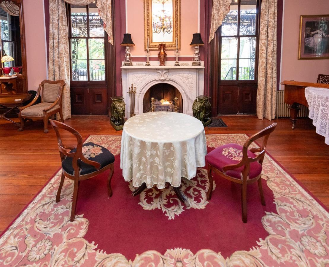 Faunbrook Bed & Breakfast (Adults Only) West Chester Dış mekan fotoğraf